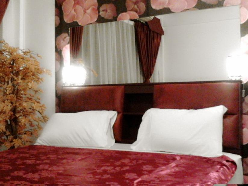 Maxwell Inn Pattaya Esterno foto