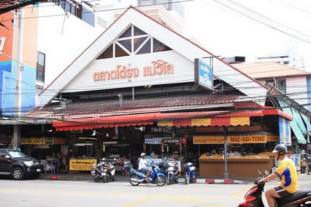Maxwell Inn Pattaya Esterno foto