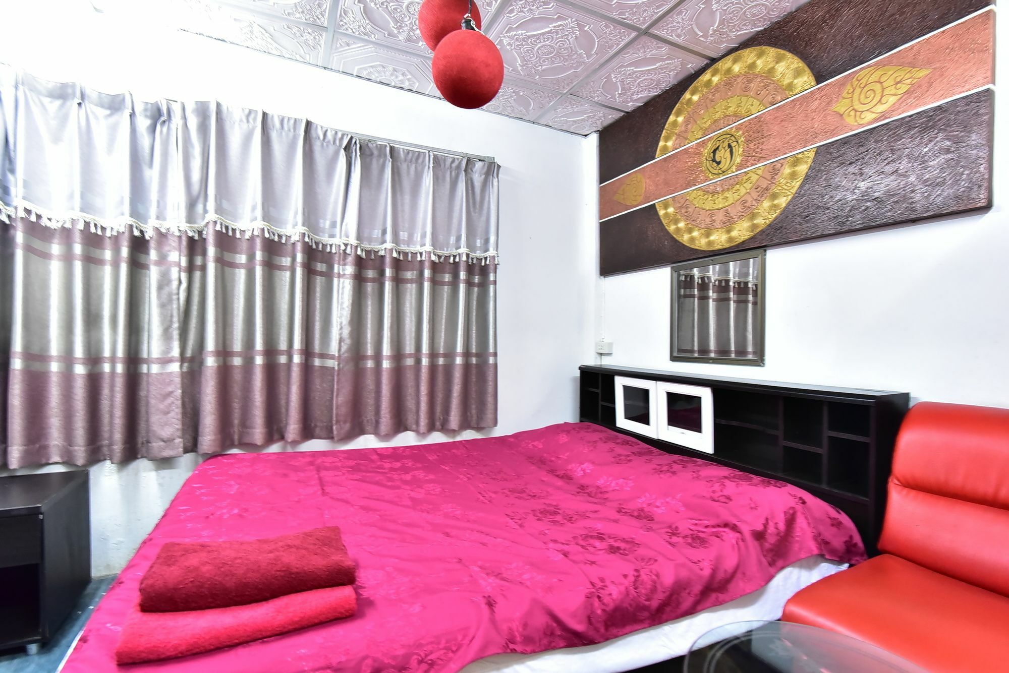 Maxwell Inn Pattaya Esterno foto